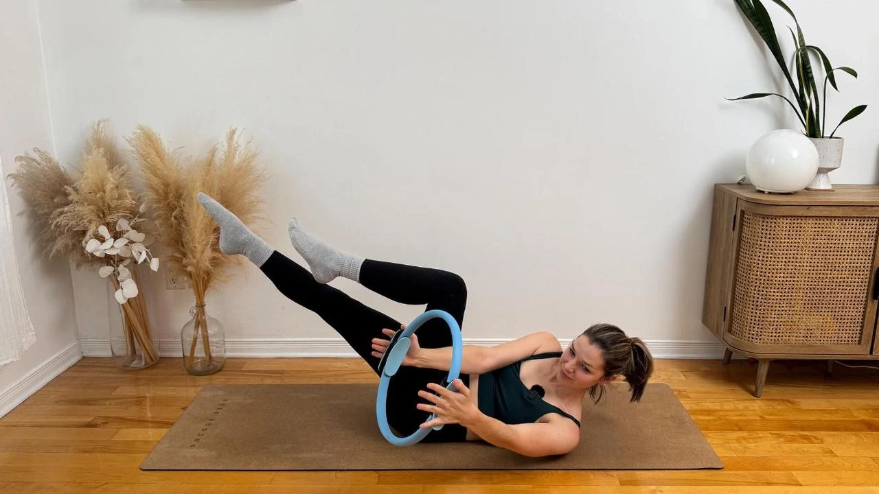 Pilates - abdos avec cercle